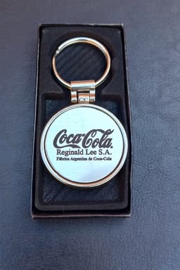 Imagen de producto Llavero circular c/bicapa grabado.