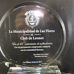 Imagen de producto Figura de Cristal Circular Biselado con Pie, 14 cm. Art. CR 674