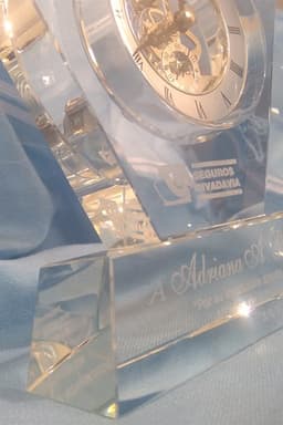 Imagen de producto Reloj de cristal 18 cm x 4 cm de espesor. Art. CR 406