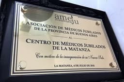 Imagen de producto Placa Símil Acero/Bronce 20 x 30 con Base. Art. PS 2030